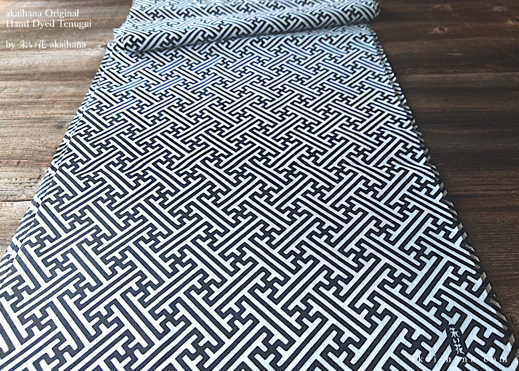 akaihana Original Tenugui, Sayagata, Japanese Hand Dyed ⦿tnor0009