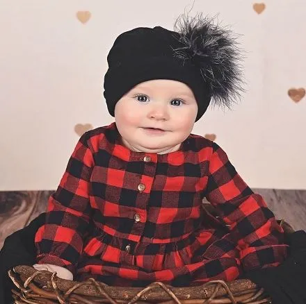 Black Cotton Hat with Black & White Large Regular Marabou