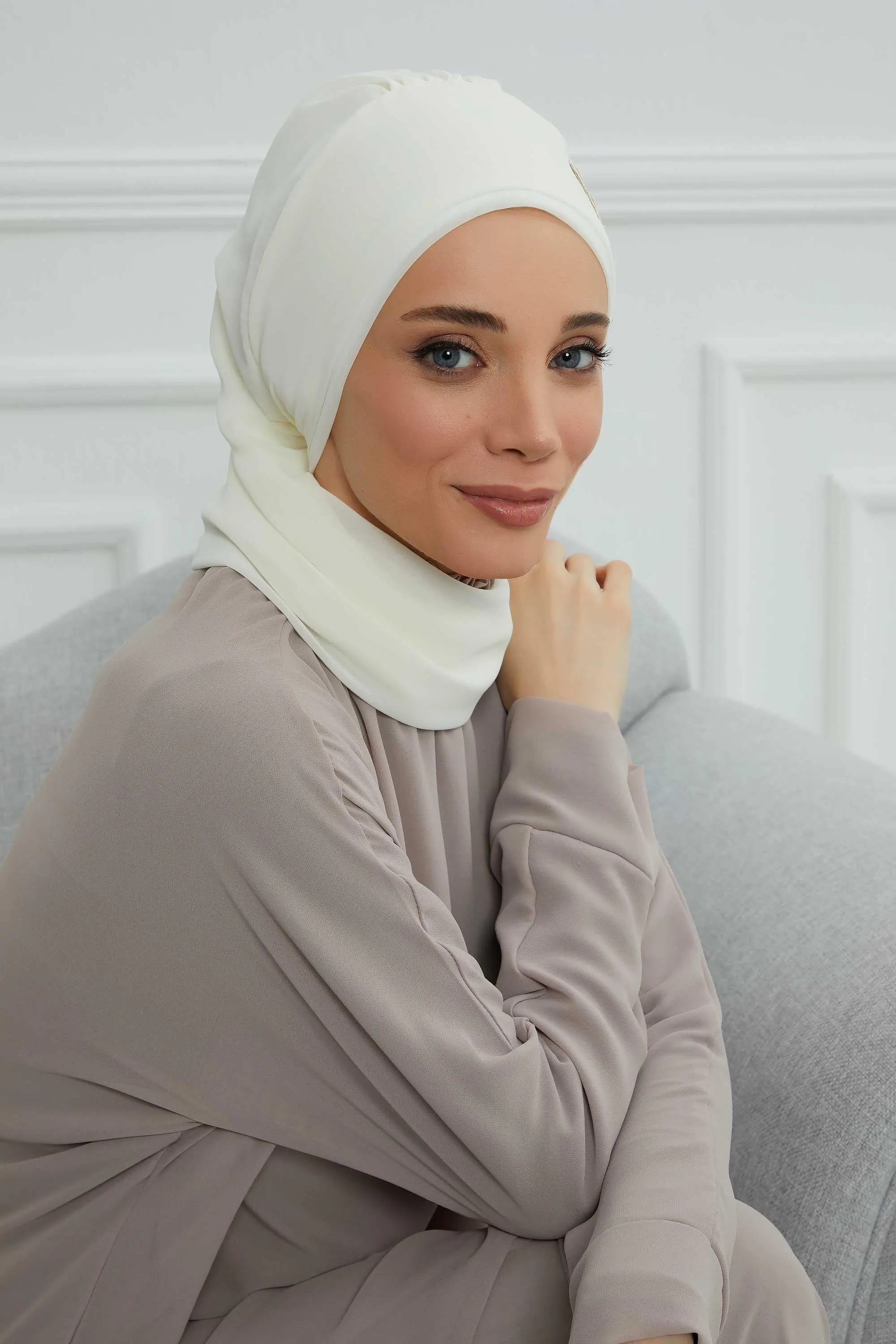 Side Frilled Instant Turban Chiffon Scarf Head Turbans with Unique Flower Accessory For Women Headwear Stylish Elegant Design,HT-102